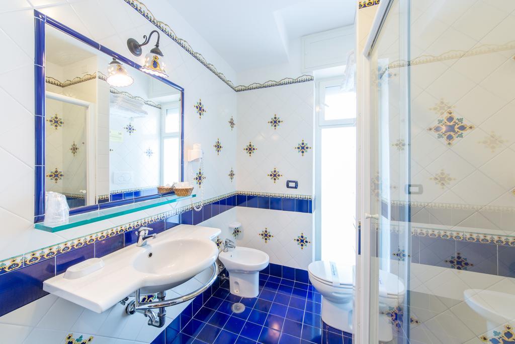 Hotel Riviera 3*