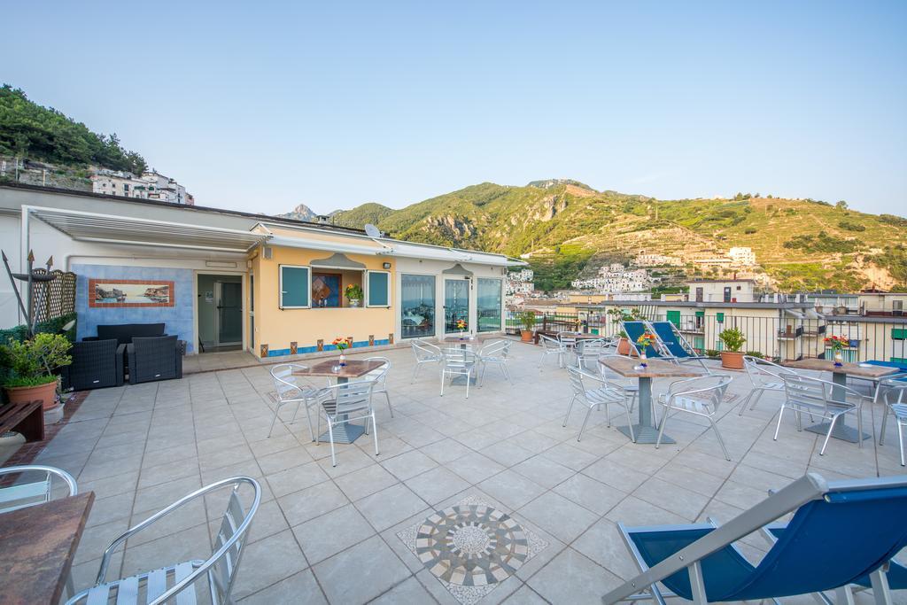Riviera Hotel 3*