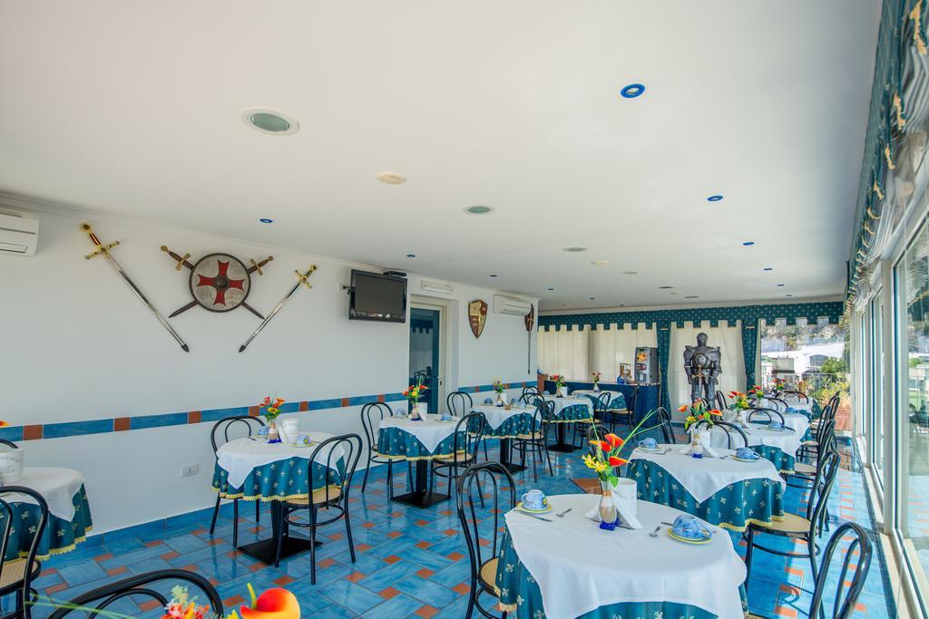 Riviera 3*