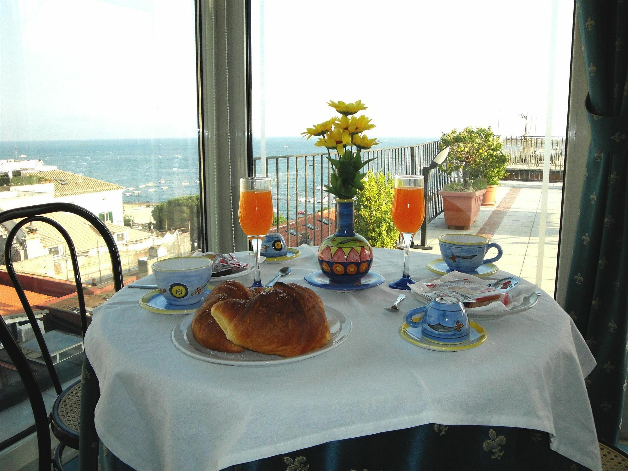 Hotel Riviera 3*